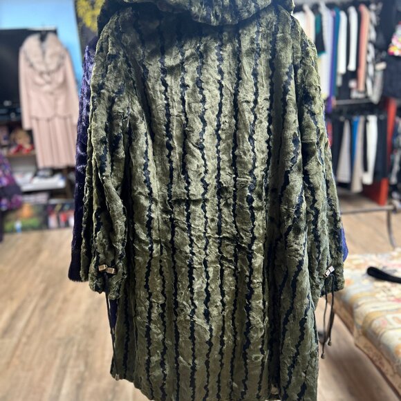 Green Stripped Faux Fur Coat - Picture 4 of 4